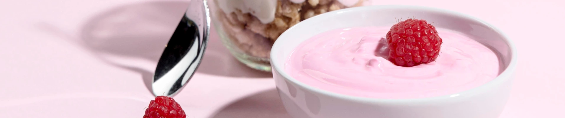 Iogourte com Gelatina de Morango